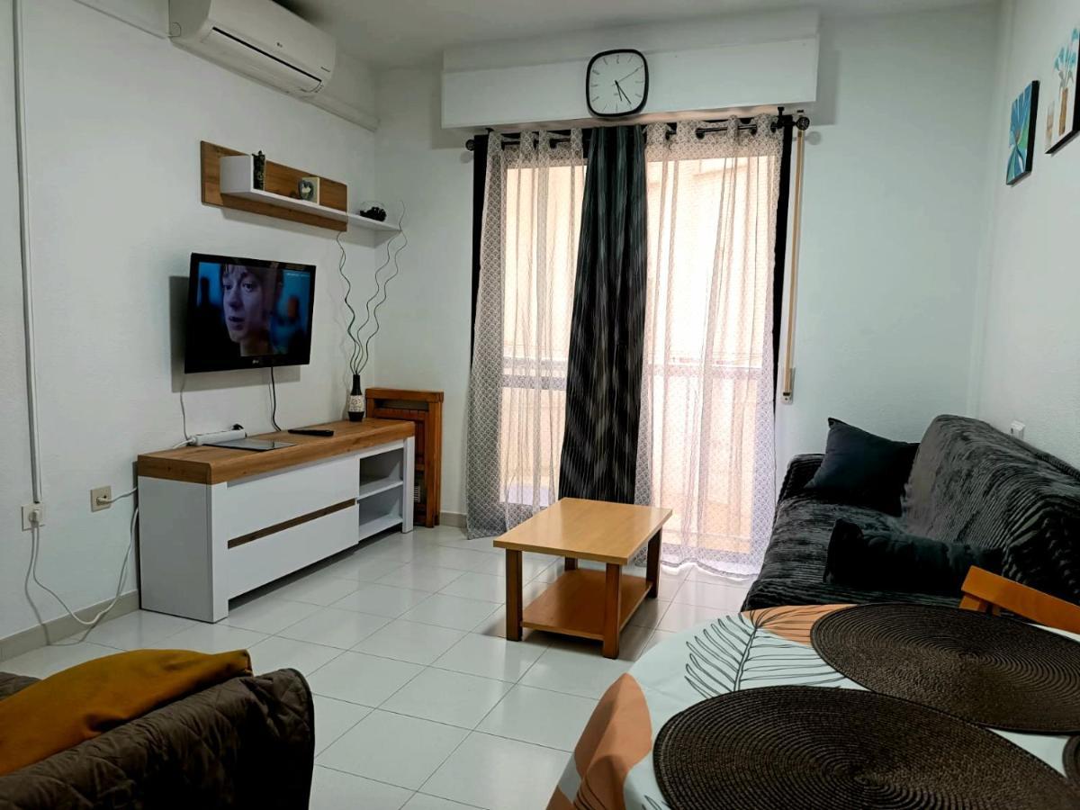 Estudio Gato Del Mar Торевиеха Екстериор снимка