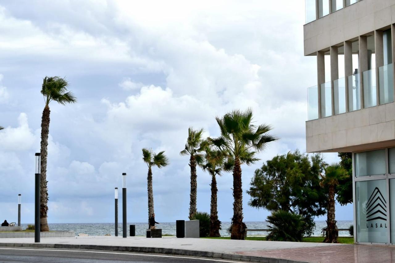 Estudio Gato Del Mar Торевиеха Екстериор снимка